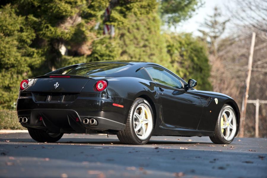  Ferrari 599 GTB Fiorano HGTE 2010 года  (фото 4 из 4)